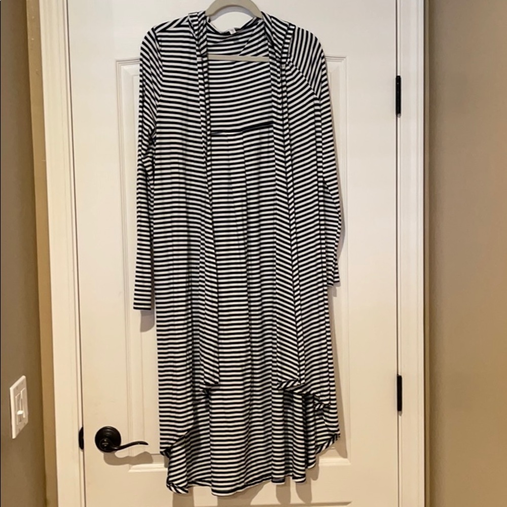 Black and white hooded cardigan